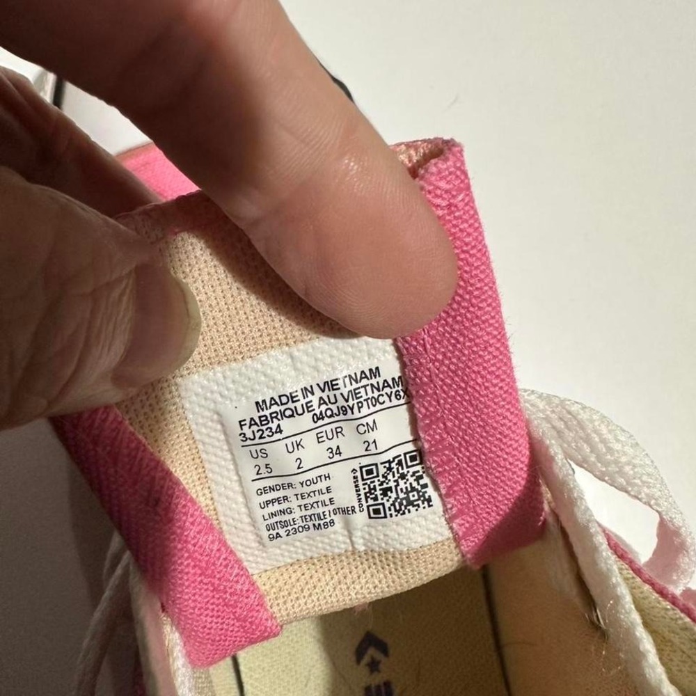 Preloved Kids Pink Converse High Tops Size 2.5 - Picture 5 of 5